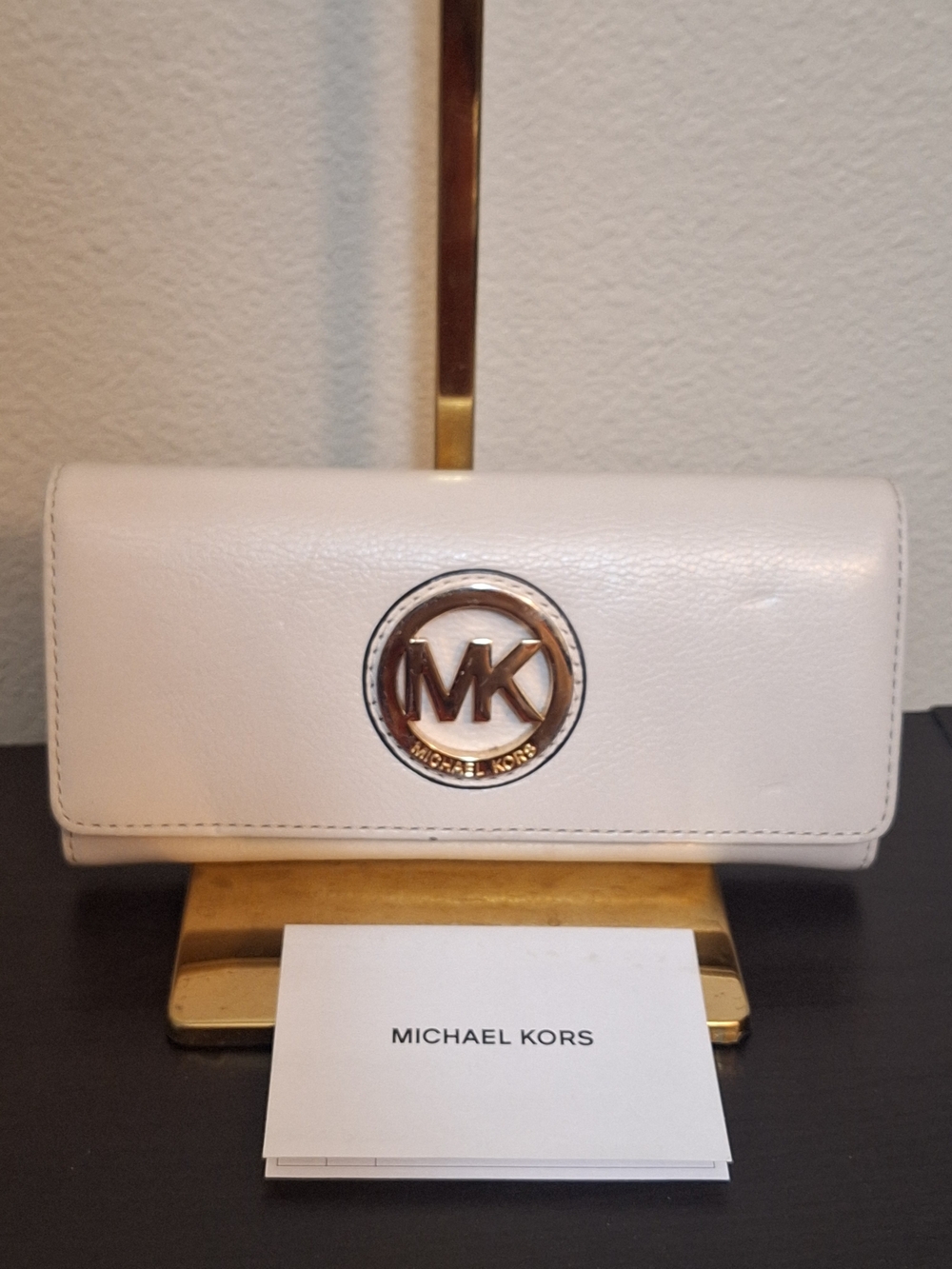 Michael Kors Cream Fulton PebbleLeather MK Circle Logo Wallet with Gold Hardware